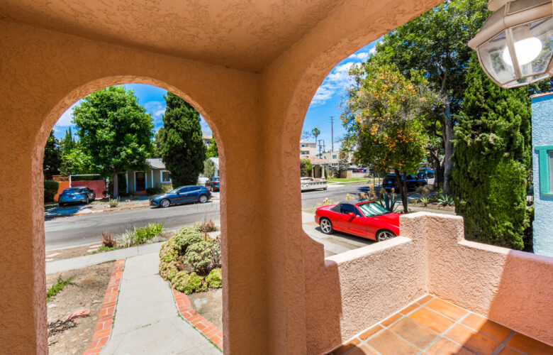 10732 Westminster Ave., Los Angeles, CA 90034