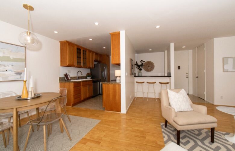 5950 Canterbury Dr., #C216, Culver City, CA 90230