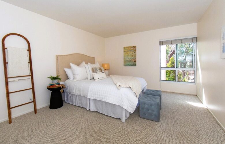 5950 Canterbury Dr., #C216, Culver City, CA 90230