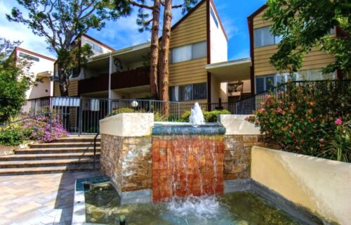 5950 Canterbury Dr., #C216, Culver City, CA 90230