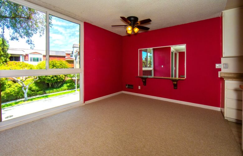 5650 Sumner Way, #207, Culver City, CA 90230