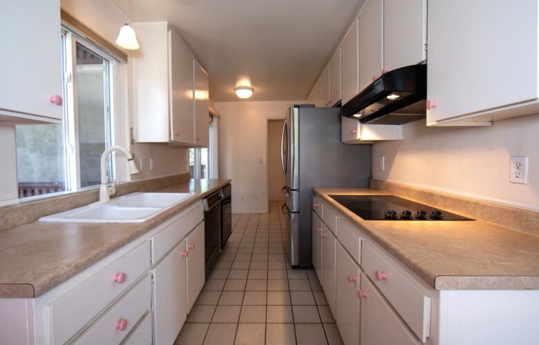 5650 Sumner Way, #207, Culver City, CA 90230