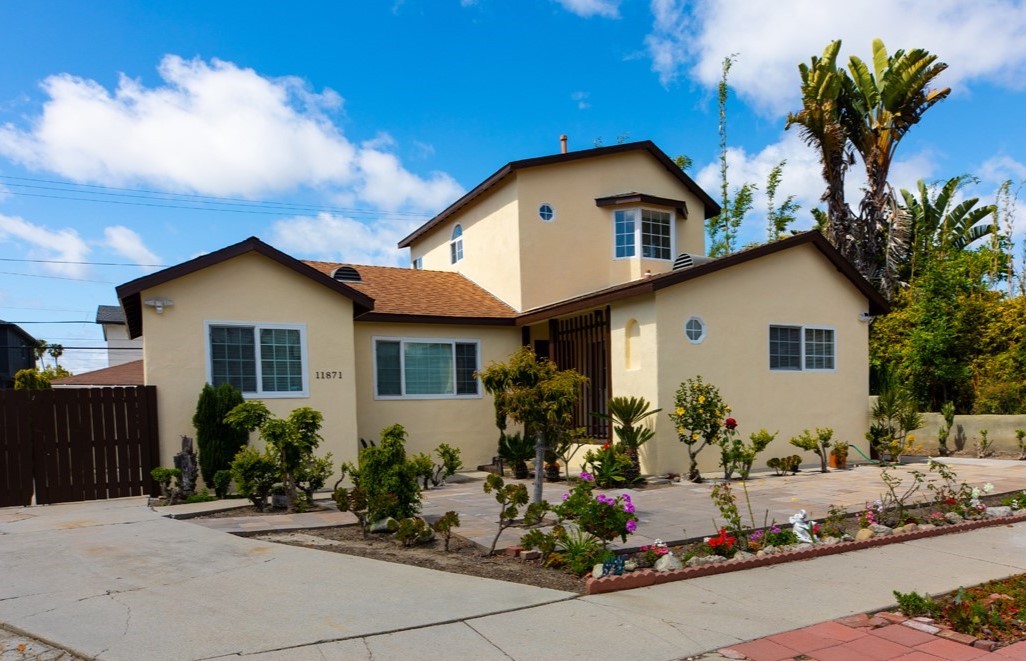 11871 Bray St., Culver City, CA 90230