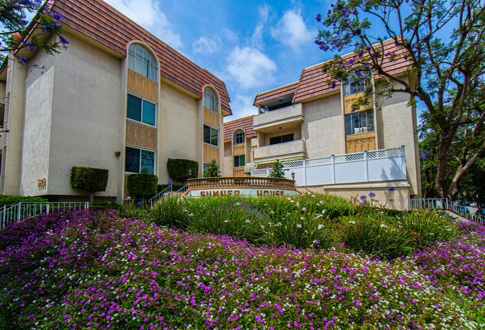 5625 Sumner Way, #109, Culver City, CA 90230