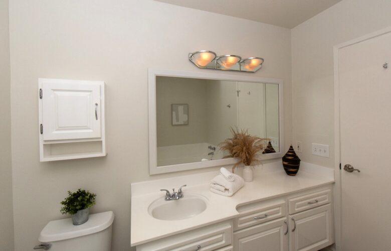 5870 Green Valley Cir., #230, Culver City, CA 90230
