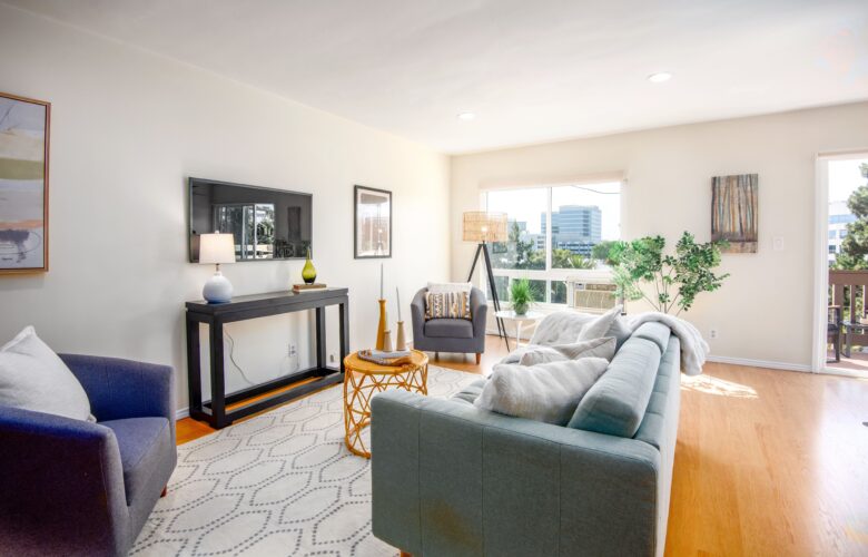 5950 Buckingham Pkwy., #601, Culver City, CA 90230
