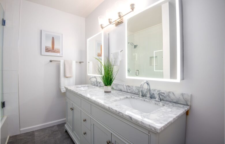 6124 Buckingham Pkwy., #202, Culver City, CA 90230