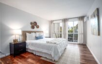 6124 Buckingham Pkwy., #202, Culver City, CA 90230
