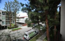 5950 Canterbury Dr., #C211, Culver City, CA 90230