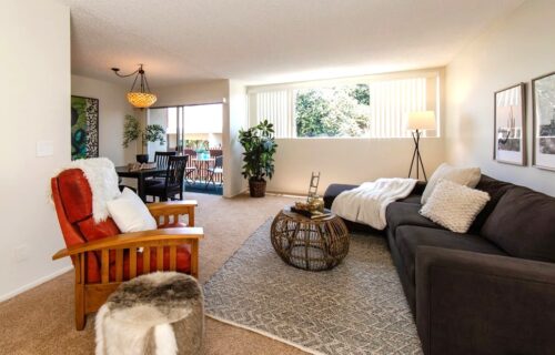 6000 Canterbury Dr., #D301, Culver City, CA 90230