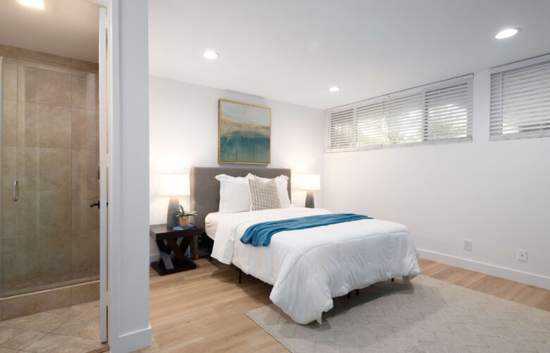 5901 Canterbury Dr., #5, Culver City, CA 90230