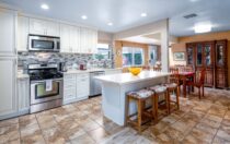 6727 W. 88th St., Los Angeles, CA 90045