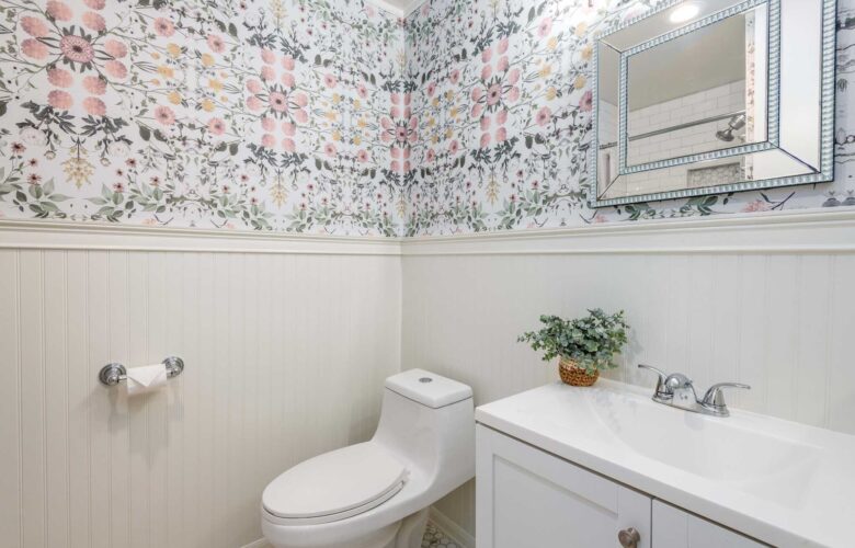 6050 Canterbury Dr., #E317, Culver City, CA 90230