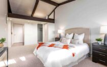 6425 Green Valley Cir., #300, Culver City, CA 90230