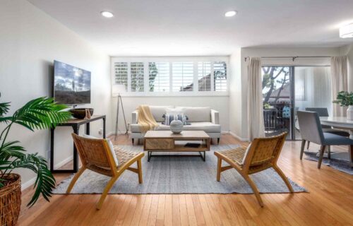 6050 Canterbury Dr., #E317, Culver City, CA 90230