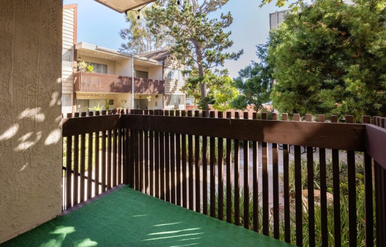 6050 Canterbury Dr., #F108, Culver City, CA 90230